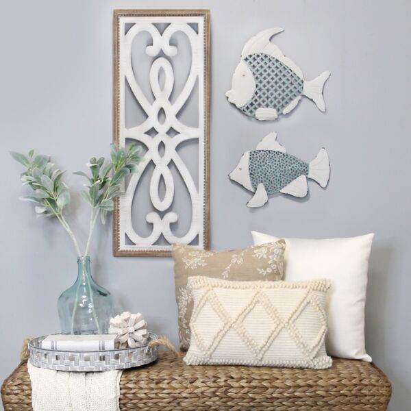 heart and fleur wall panel