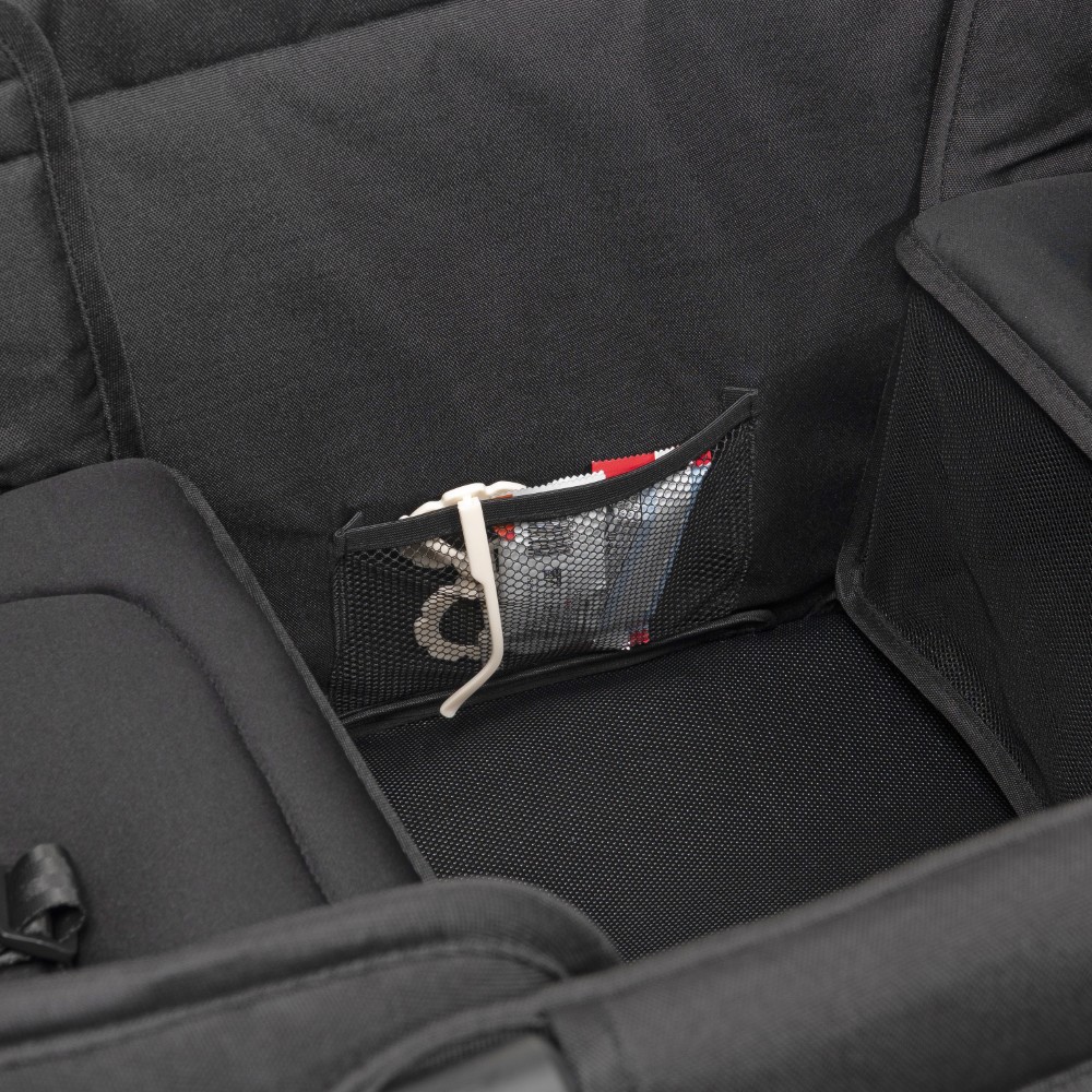 Larktale caravan coupe LTE - Interior Storage Pockets